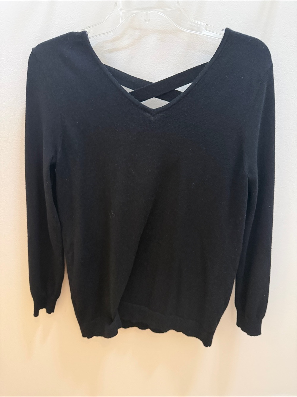 Black V‑Neck Crisscross Back Sweater